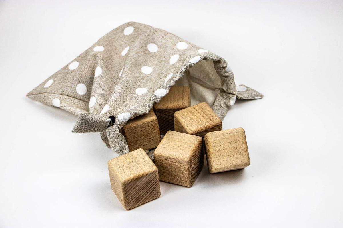 PINA natural wooden blocks detail view 6