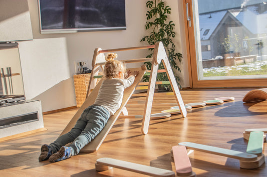 PINA Complete Set wooden play set detail view 2