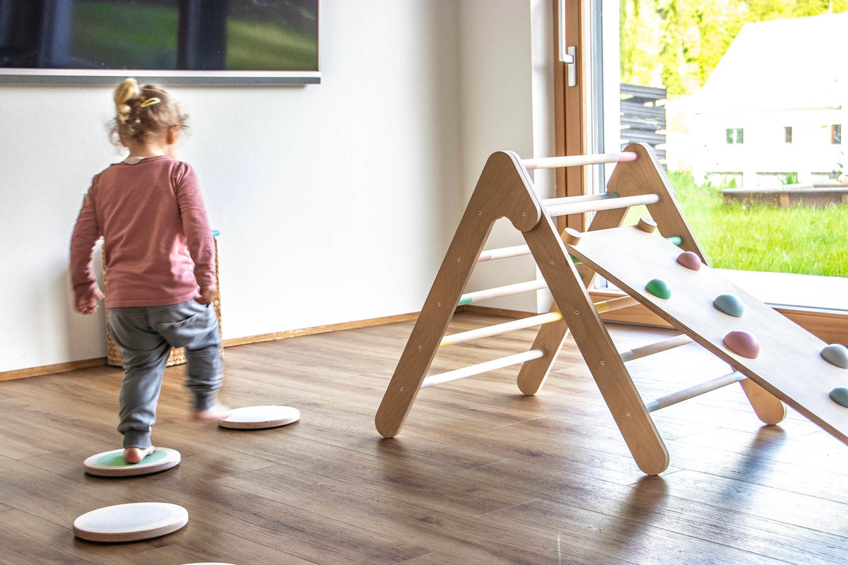 PINA Little Explorer wooden play set